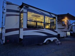 
										2017 Grand Design Solitude 300GK full									