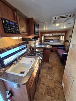 
										2011 Jayco Jay Feather X213 Hybrid, Bunks full									