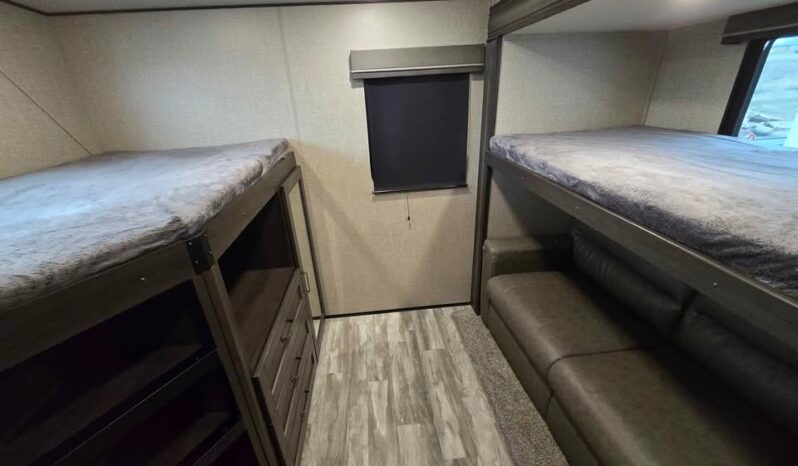 
								2022 Grand Design Reflection 311 BHS, Bunk Room, All Season full									