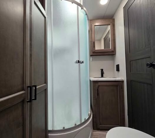
								2021 Venture Sport Trek 302 VRB.  Perfect Couples RV. All Season, Washer Dryer Hook UP’s full									