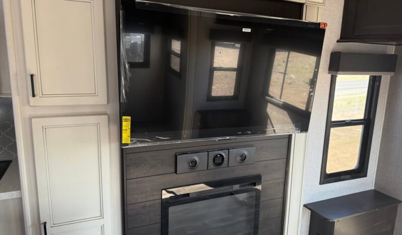 
								2023 Open Range Roamer 354BH  Bunks with Loft, Winter Package full									