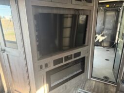 
										2021 Keystone Raptor 429 Toy Hauler. 13ft Garage, 1 1/2 Bath full									