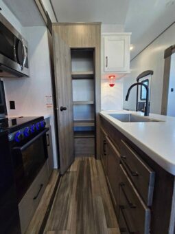 
										2022 Heartland Milestone 377MB  All Season, Bunk Room with Loft, Solar Package full									