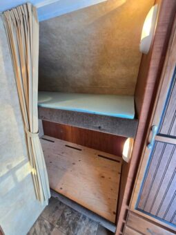
										2011 Jayco Jay Feather X213 Hybrid, Bunks full									