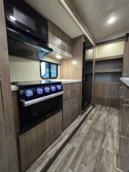 
										2022 Grand Design Imagine 3250BH. Bunk Room, All Season, Solar Package full									