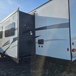 
										2021 Venture Sport Trek 302 VRB.  Perfect Couples RV. All Season, Washer Dryer Hook UP’s full									