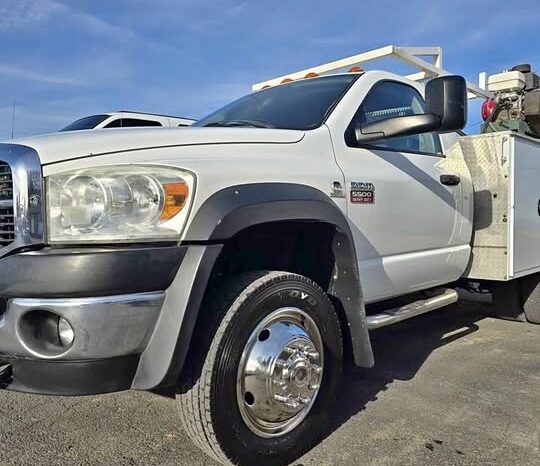 
								2010 Dodge Ram 2500 Utility Truck, Welder, Compressor 4X4 full									