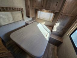 
										2016 Coachmen Freelander 27QB. Chevrolet Chassis, Generator, Low Miles full									