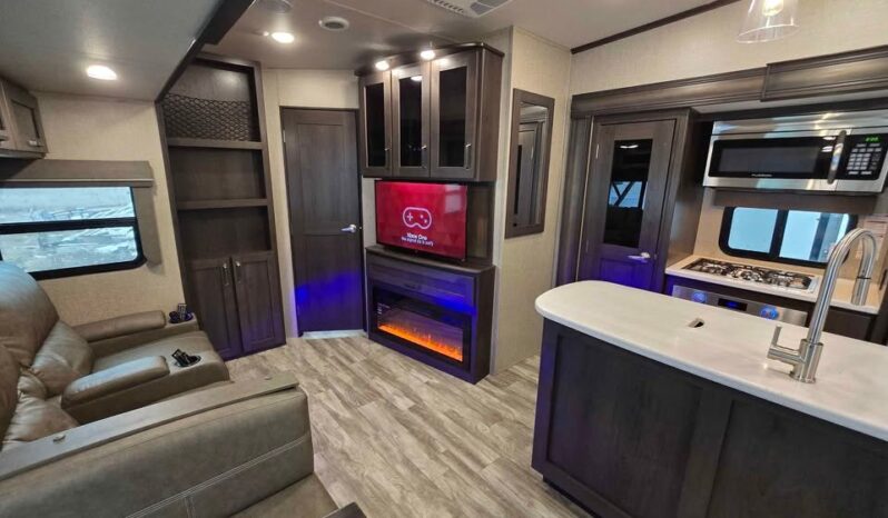
								2022 Grand Design Reflection 311 BHS, Bunk Room, All Season full									