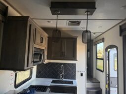 
										2021 Keystone Raptor 429 Toy Hauler. 13ft Garage, 1 1/2 Bath full									