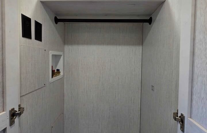 
								2022 Heartland Milestone 377MB  All Season, Bunk Room with Loft, Solar Package full									