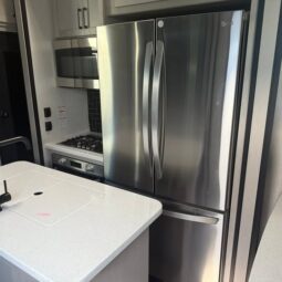 
										2021 Heartland Cyclone 4214 Toy Hauler, Front Living, Solar Package 14 ft Garage full									