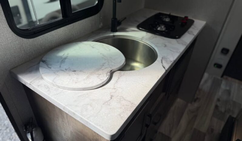 
								2022 Venture RV Sonic 169VUD full									