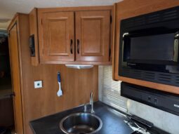 
										2012 Thor Majestic 28A full									