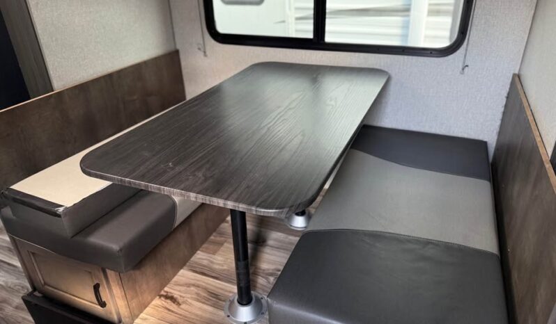 
								2022 Venture RV Sonic 169VUD full									