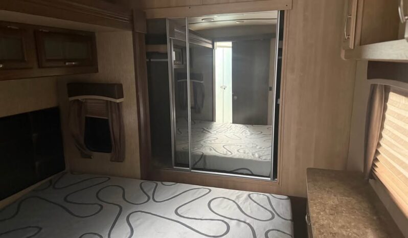 
								2017 Keystone Denali 287RE full									