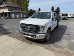 
										Ford F250 Work Truck Utility Bed full									