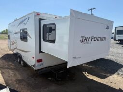 
										2011 Jayco Jay Feather X213 Hybrid, Bunks full									