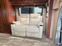 
										2015 Forest Rivera Solera 24S Mercedes Diesel full									