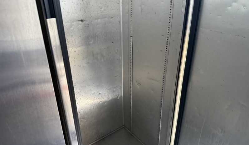 
								2017 Ford Chassis Class 6-7 Food Truck with customer build. Truck was 250k+ New full									