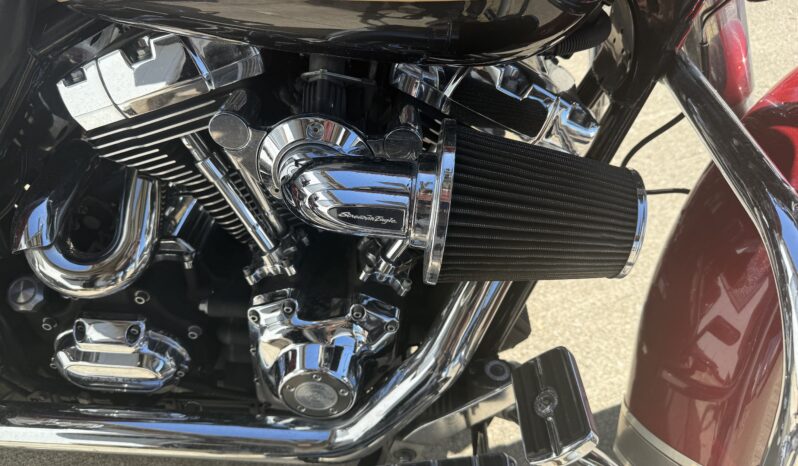 
								2007 Harley Davidson Road King, Lots of upgrades full									