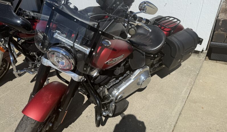 
								2019 Harley Davidson Softail Slim, Satin Red, Very Clean full									