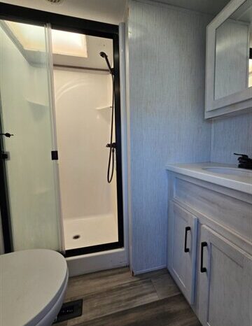 
								2022 Heartland MILESTONE 377MB full									