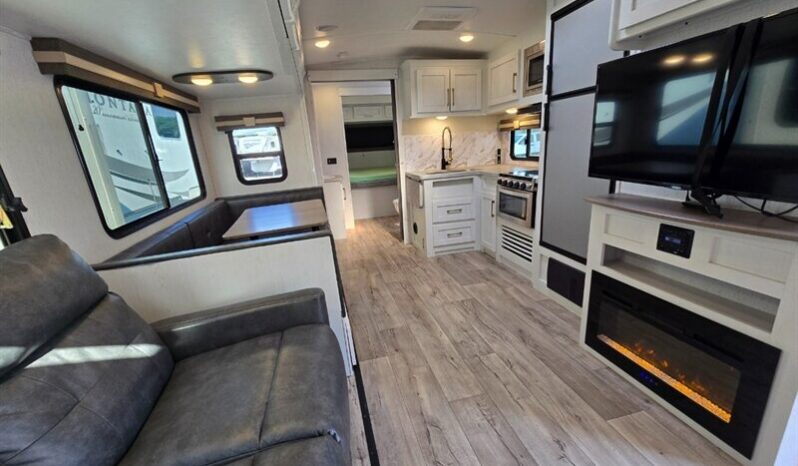
								2022 Dutchmen ASTORIA 3203BH full									