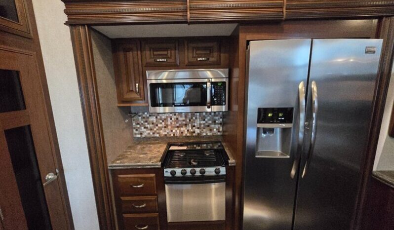 
								2017 Jayco PINNACLE 38FLSA full									