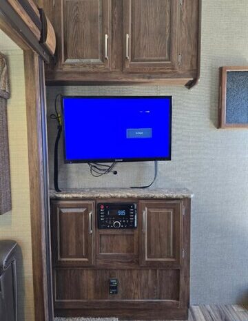 
								2017 Keystone COUGAR 284RDBWE full									