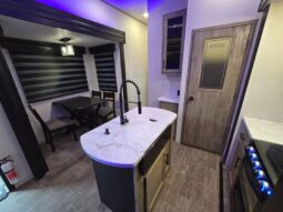 
										2022 Forest River ARCTIC WOLF 3990 SUITE full									