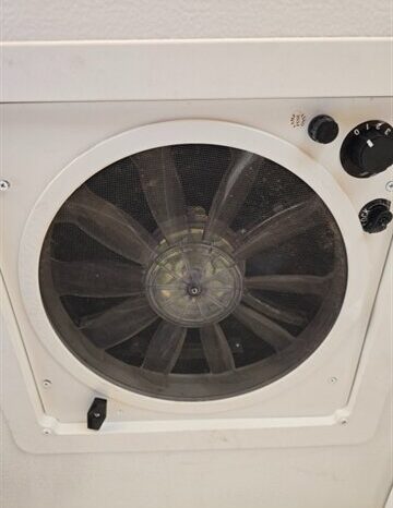 
								2017 Rockwood Freedom 2318G full									