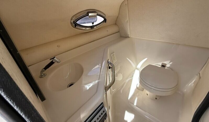 
								2005 SEARAY SUNDECKER270 full									