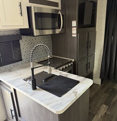 
								2022 CROSSROADS CRUISER AIRE 22BBH full									