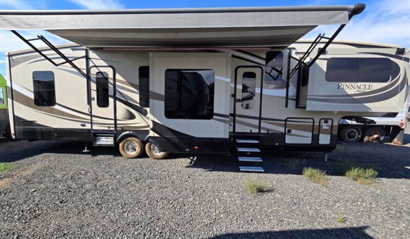 
								2017 Jayco PINNACLE 38FLSA full									