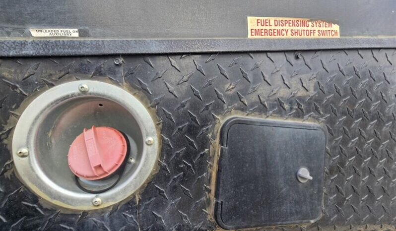 
								2017 Dutchmen RUBICON RB2100 full									