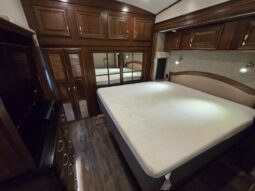 
										2017 Jayco PINNACLE 38FLSA full									
