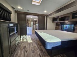 2021 VENTURE SPORTTREK 302VRB