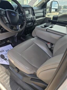 
										2017 Ford F-250 Super Duty XL full									