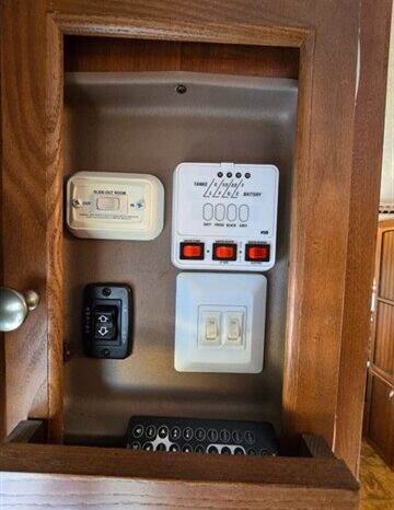 
								2011 Jayco JAYFEATHER X213 full									