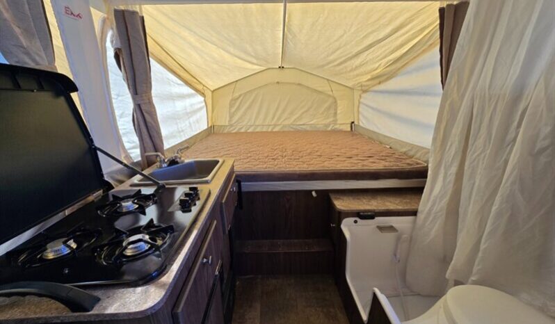 
								2017 Rockwood Freedom 2318G full									