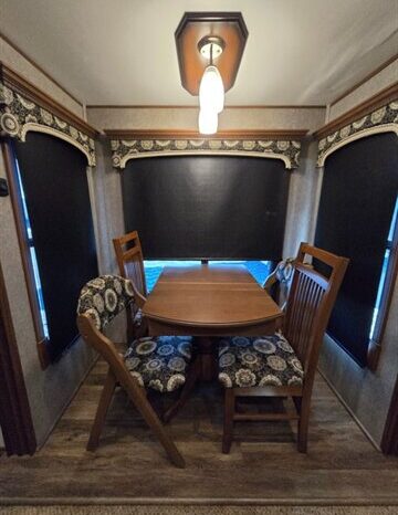 
								2017 Jayco PINNACLE 38FLSA full									