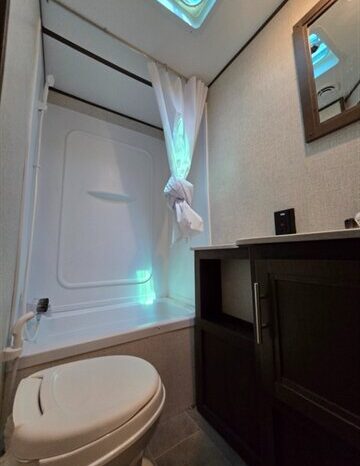 
								2021 Dutchmen COLEMAN 262BH full									