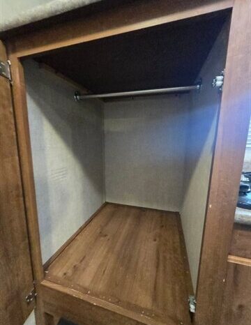 
								2017 LIBERTY OUTDOORS SERRO SCOTTY S188RBR full									