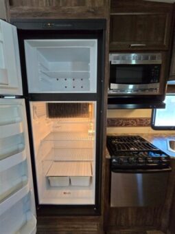 
										2017 Keystone COUGAR 284RDBWE full									