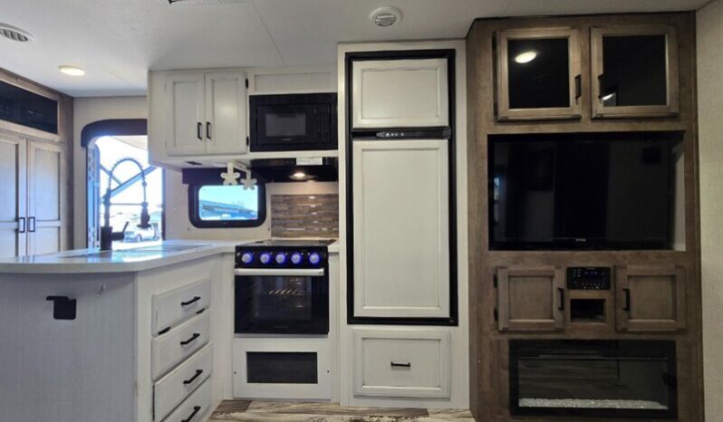 
								2021 VENTURE SPORTTREK 302VRB full									