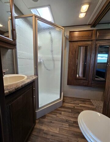 
								2017 Keystone COUGAR 284RDBWE full									