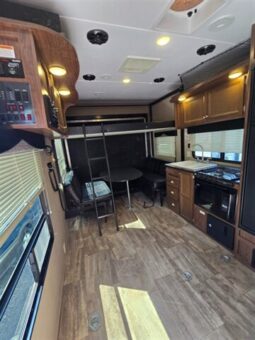 
										2017 Dutchmen RUBICON RB2100 full									