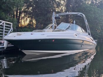 2005 SEARAY SUNDECKER270