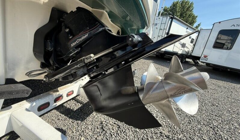 
								2005 SEARAY SUNDECKER270 full									